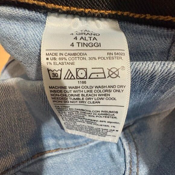 Old Navy Women's Size 4 TALL Rockstar Super Skinny Jeggings Mid Rise Light Wash - Picture 8 of 8